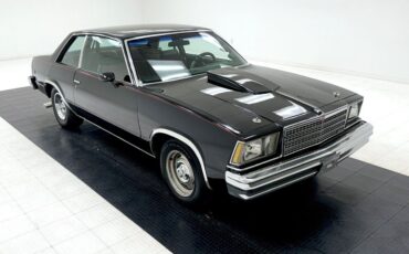 Chevrolet-Malibu-1979-Black-Maroon-158221-6