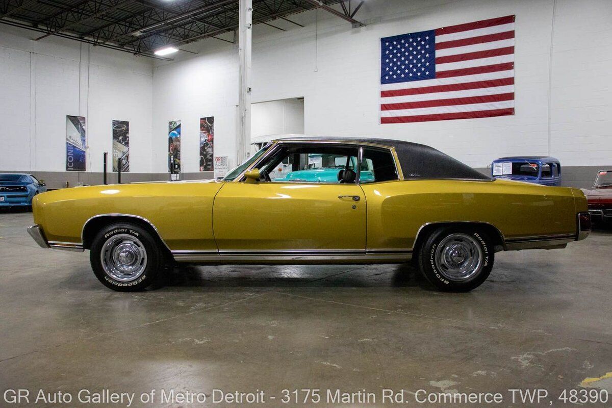 Chevrolet-Monte-Carlo-1970-Gold-Black-56-2