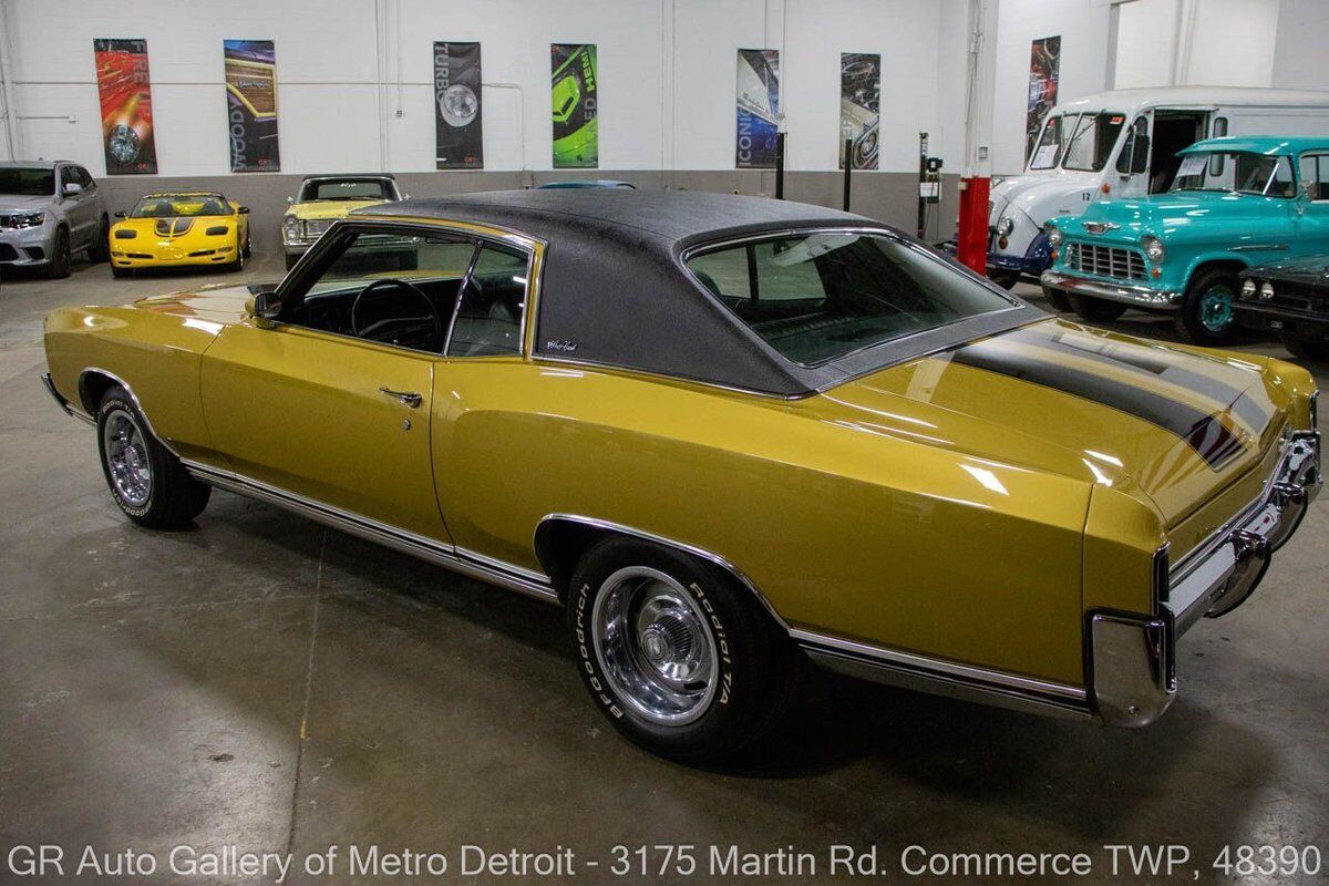 Chevrolet-Monte-Carlo-1970-Gold-Black-56-3