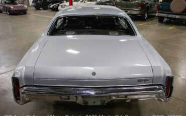 Chevrolet-Monte-Carlo-1970-Silver-Black-48562-4