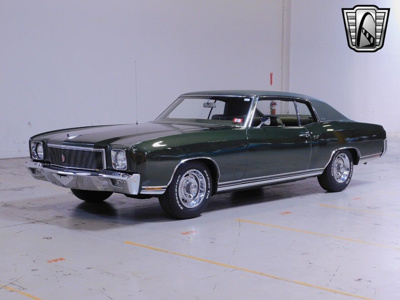 Chevrolet-Monte-Carlo-1971-2