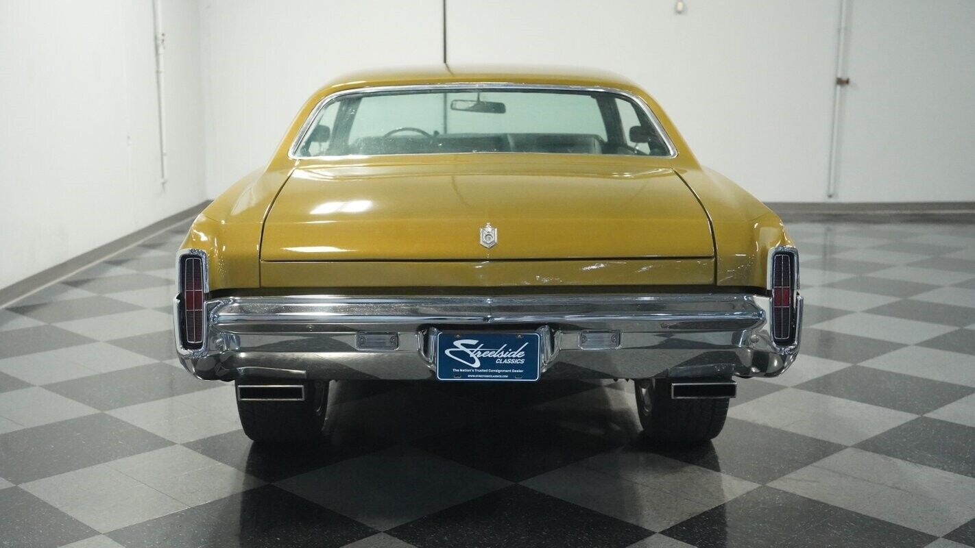 Chevrolet-Monte-Carlo-1972-9