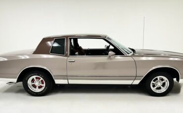 Chevrolet-Monte-Carlo-1984-5