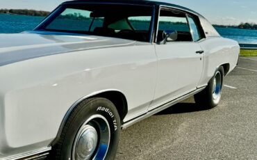 Chevrolet-Monte-Carlo-Coupe-1970-White-Black-128748-13