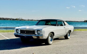 Chevrolet-Monte-Carlo-Coupe-1970-White-Black-128748-4