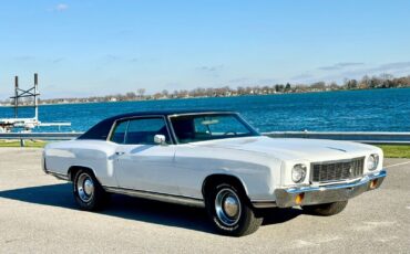 Chevrolet-Monte-Carlo-Coupe-1970-White-Black-128748-6