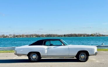 Chevrolet-Monte-Carlo-Coupe-1970-White-Black-128748-8