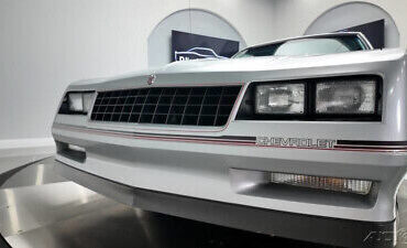 Chevrolet-Monte-Carlo-Coupe-1985-19