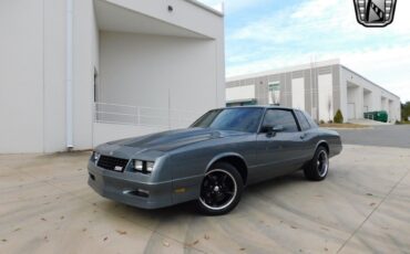 Chevrolet-Monte-Carlo-Coupe-1985-2