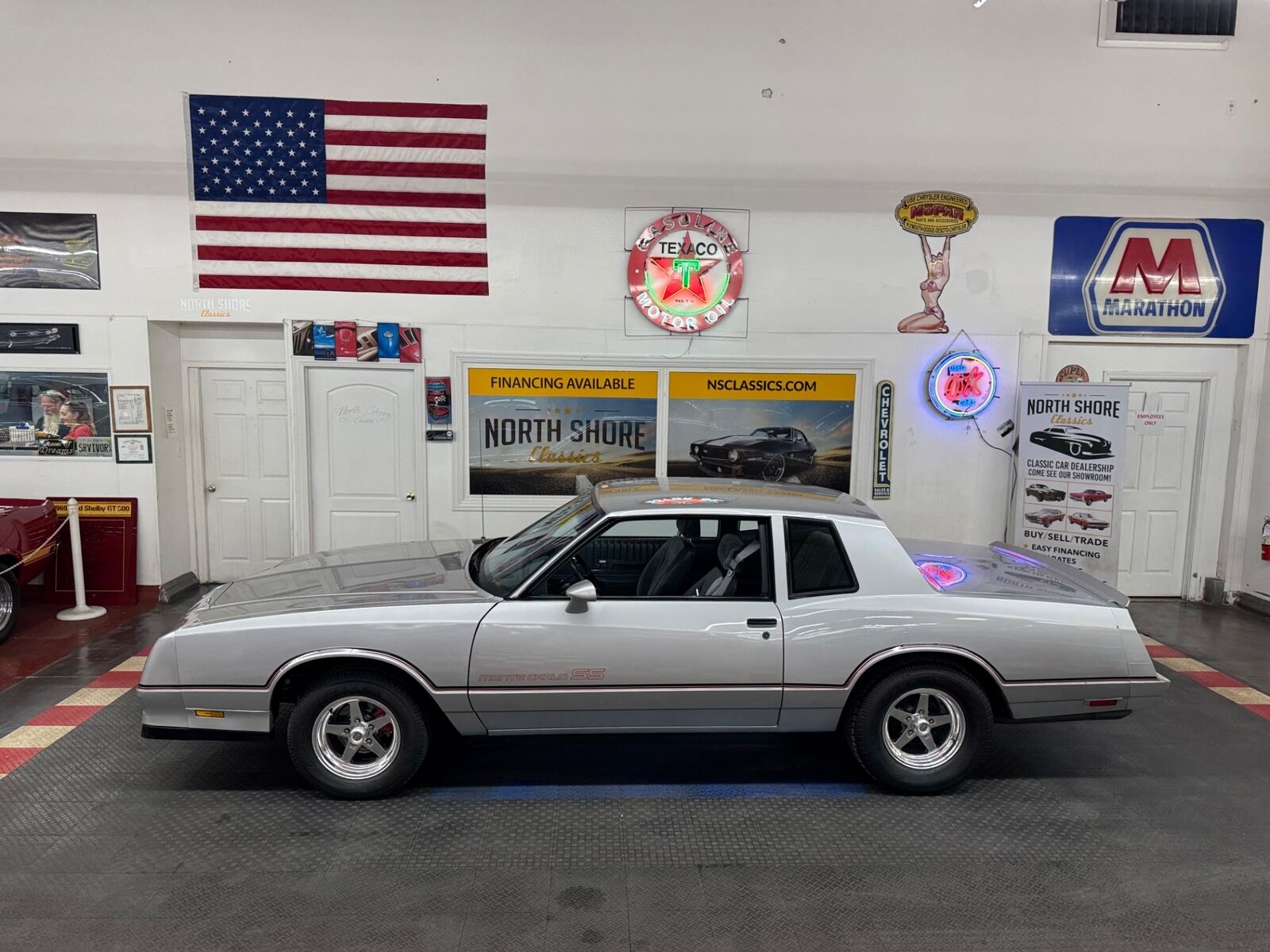 Chevrolet-Monte-Carlo-Coupe-1985-28