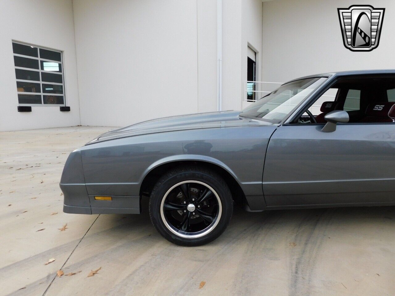 Chevrolet-Monte-Carlo-Coupe-1985-5