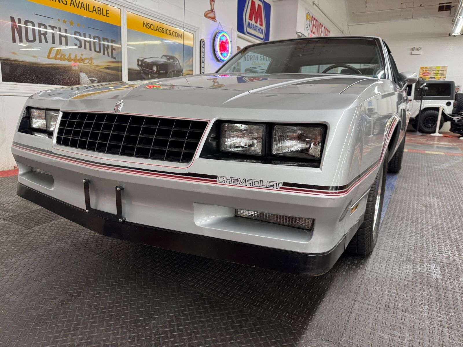 Chevrolet-Monte-Carlo-Coupe-1985-8