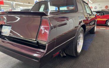 Chevrolet-Monte-Carlo-Coupe-1985-Burgundy-Burgundy-120057-31