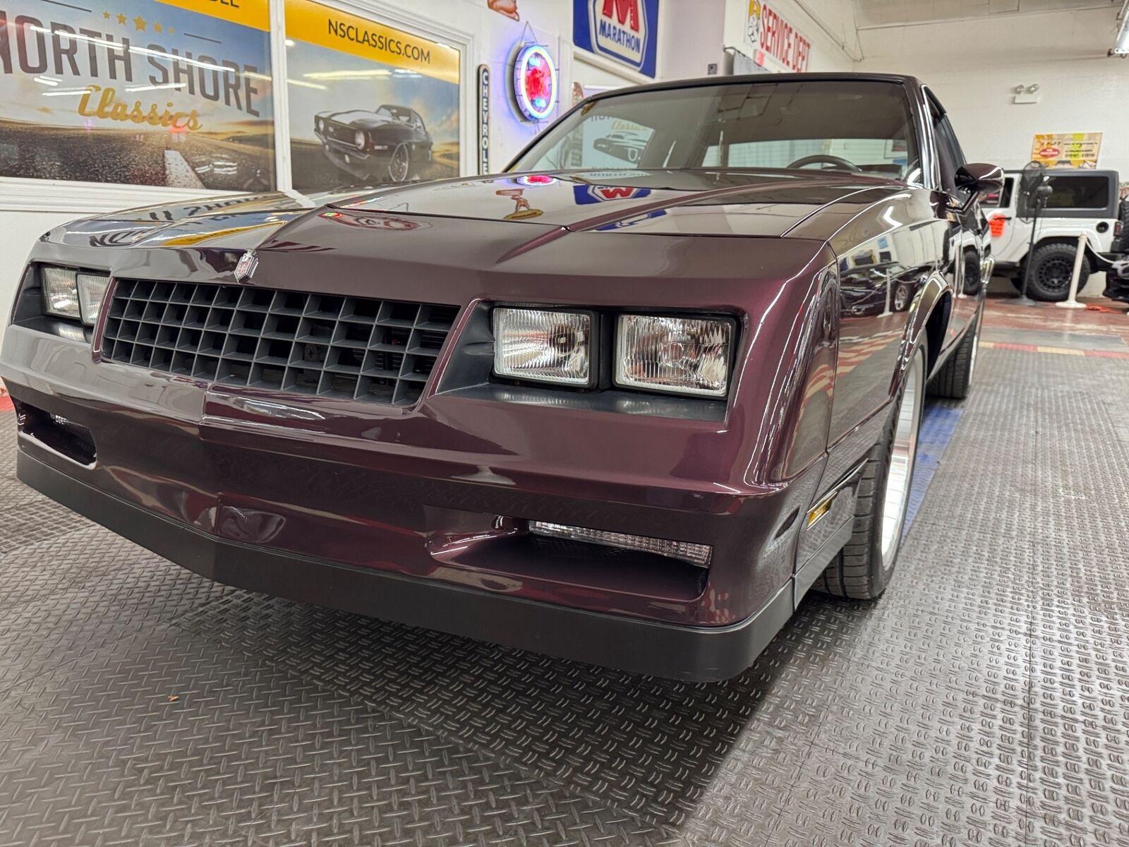 Chevrolet-Monte-Carlo-Coupe-1985-Burgundy-Burgundy-120057-8