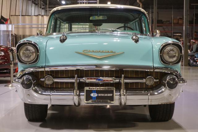 Chevrolet-Nomad-1957-Blue-Blue-62594-4