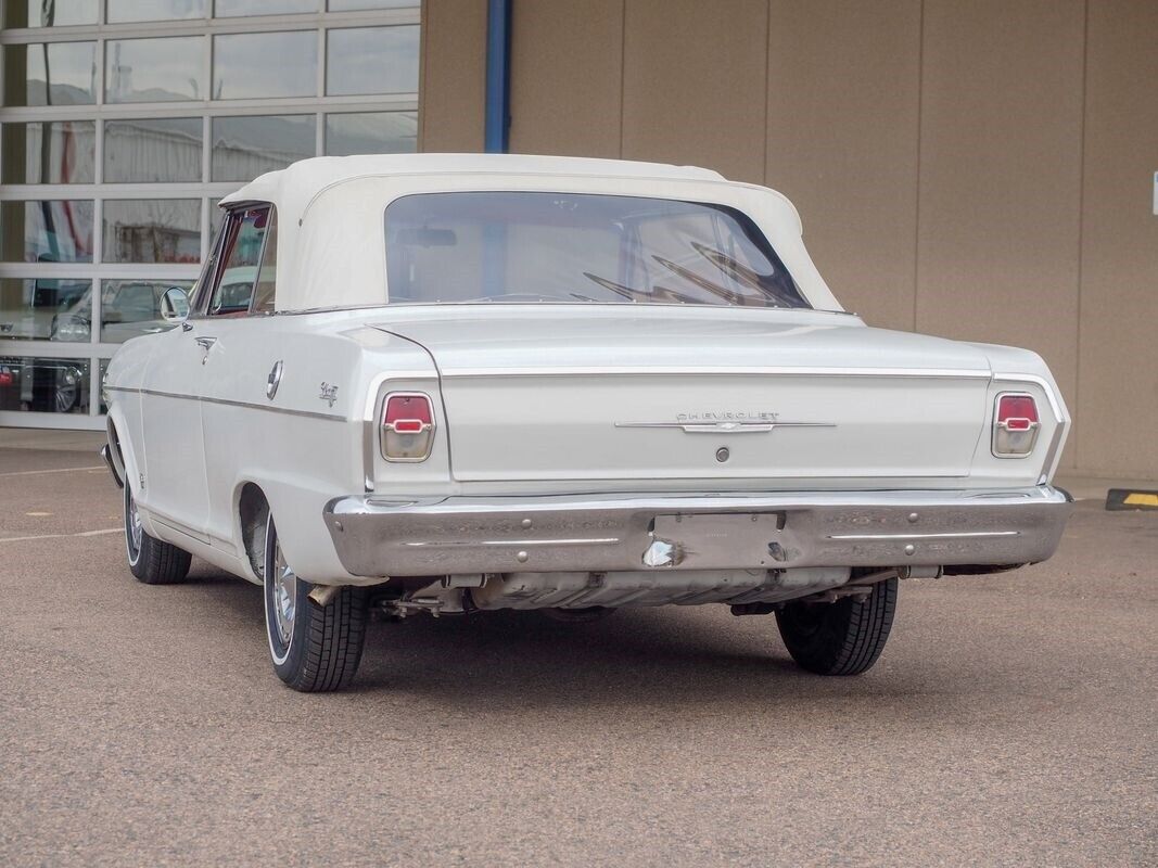 Chevrolet-Nova-1962-White-Red-70974-8