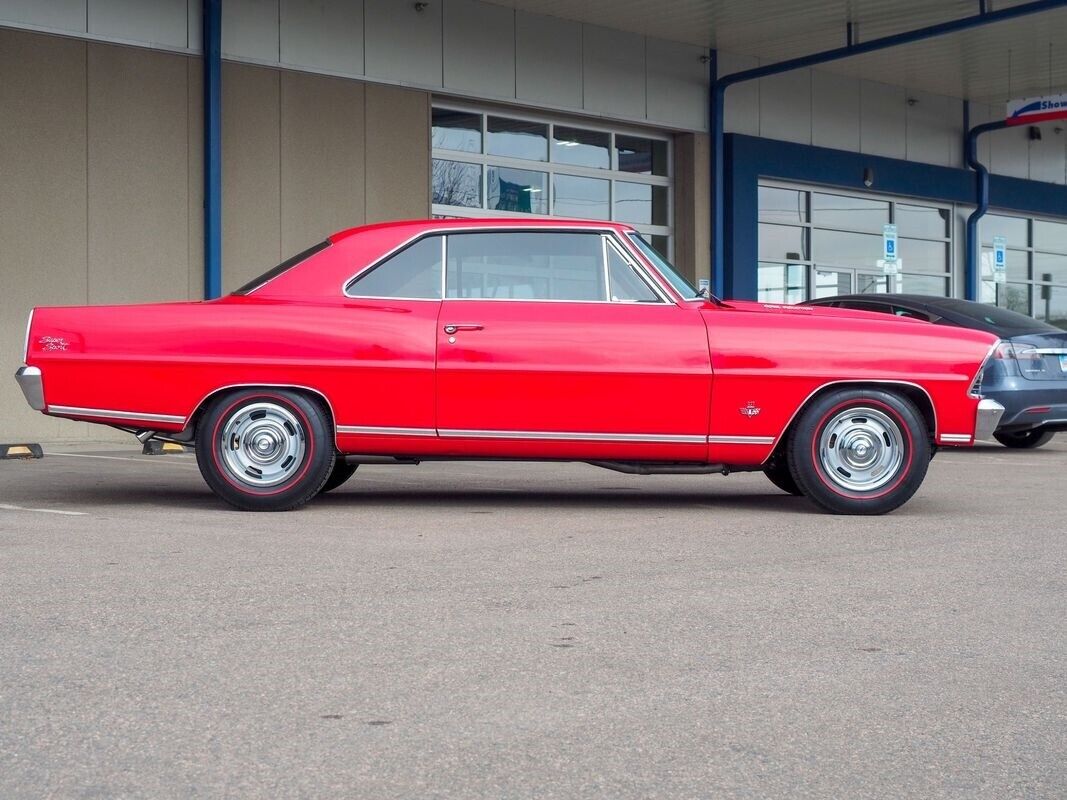 Chevrolet-Nova-1967-Red-Black-110411-7