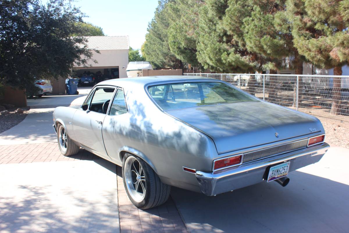 Chevrolet-Nova-1970-grey-1046-5