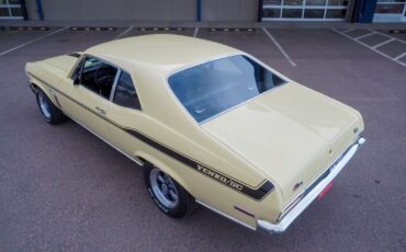 Chevrolet-Nova-1972-Yellow-Black-80594-10