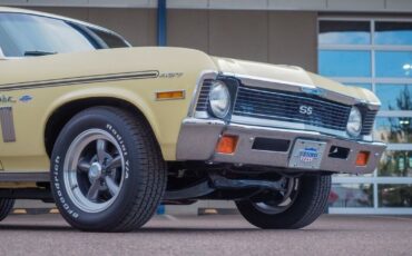 Chevrolet-Nova-1972-Yellow-Black-80594-3