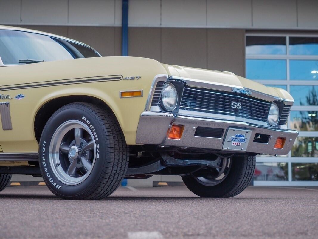 Chevrolet-Nova-1972-Yellow-Black-80594-3