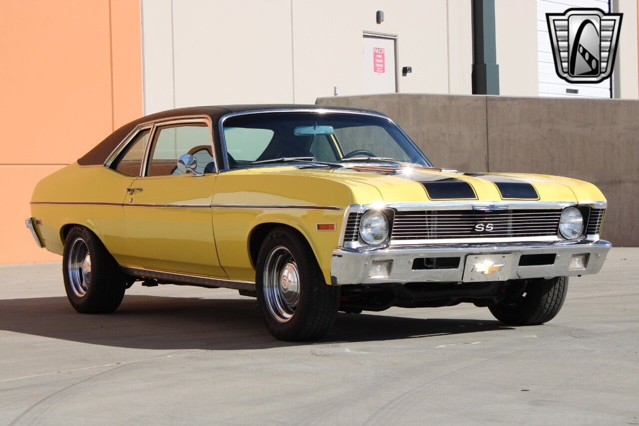 Chevrolet-Nova-Coupe-1972-Yellow-Black-112652-6