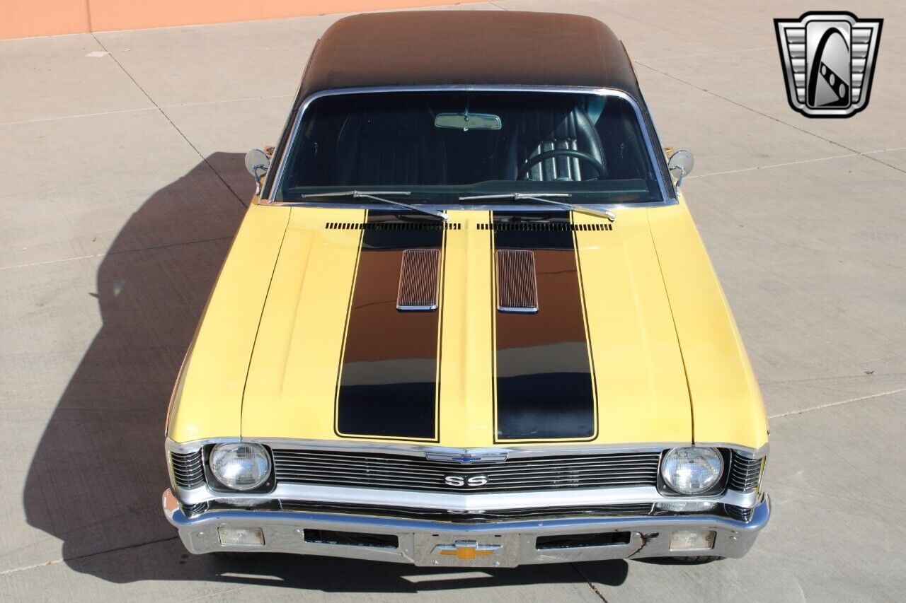 Chevrolet-Nova-Coupe-1972-Yellow-Black-112652-7