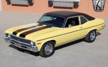 Chevrolet-Nova-Coupe-1972-Yellow-Black-112652-8