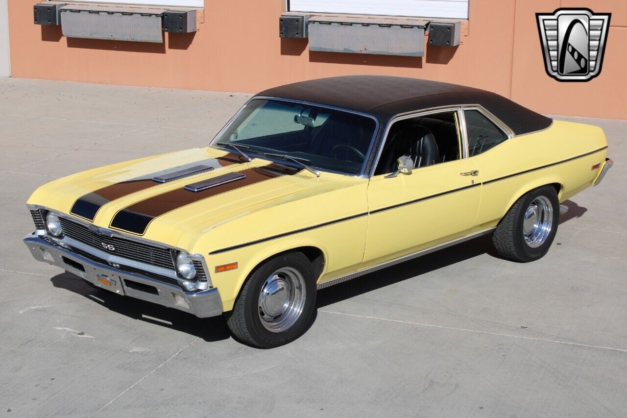 Chevrolet-Nova-Coupe-1972-Yellow-Black-112652-8