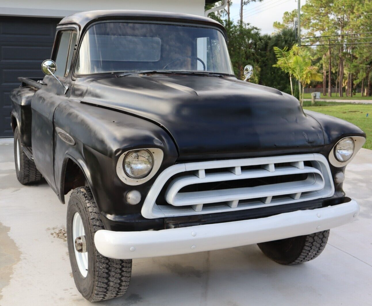 Chevrolet-Other-Pickups-1957-3