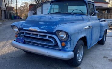 Chevrolet-Other-Pickups-1957-Multicolor-Blue-114263-2