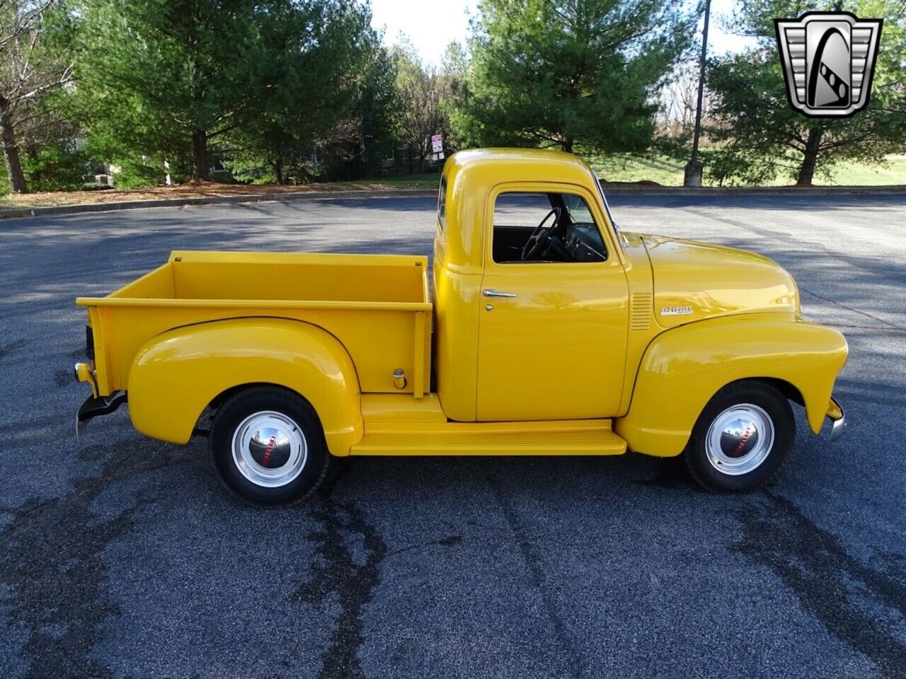 Chevrolet-Other-Pickups-Pickup-1948-Yellow-Black-87724-7