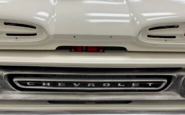 Chevrolet-Other-Pickups-Pickup-1961-White-Red-707-8