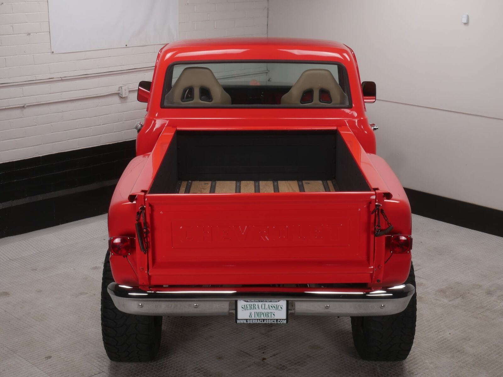 Chevrolet-Other-Pickups-Pickup-1967-Orange-Beige-52389-11