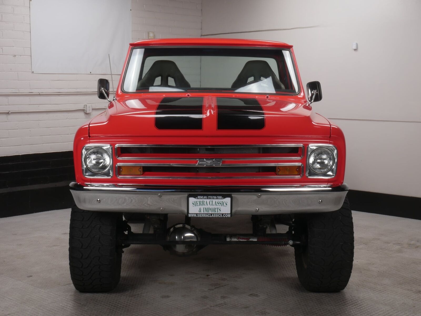 Chevrolet-Other-Pickups-Pickup-1967-Orange-Beige-52389-2