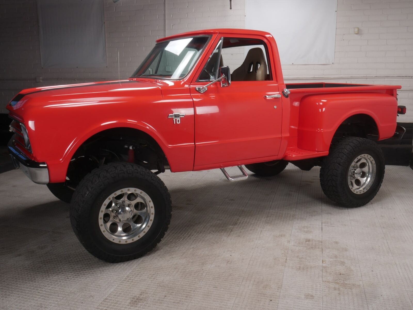 Chevrolet-Other-Pickups-Pickup-1967-Orange-Beige-52389-6