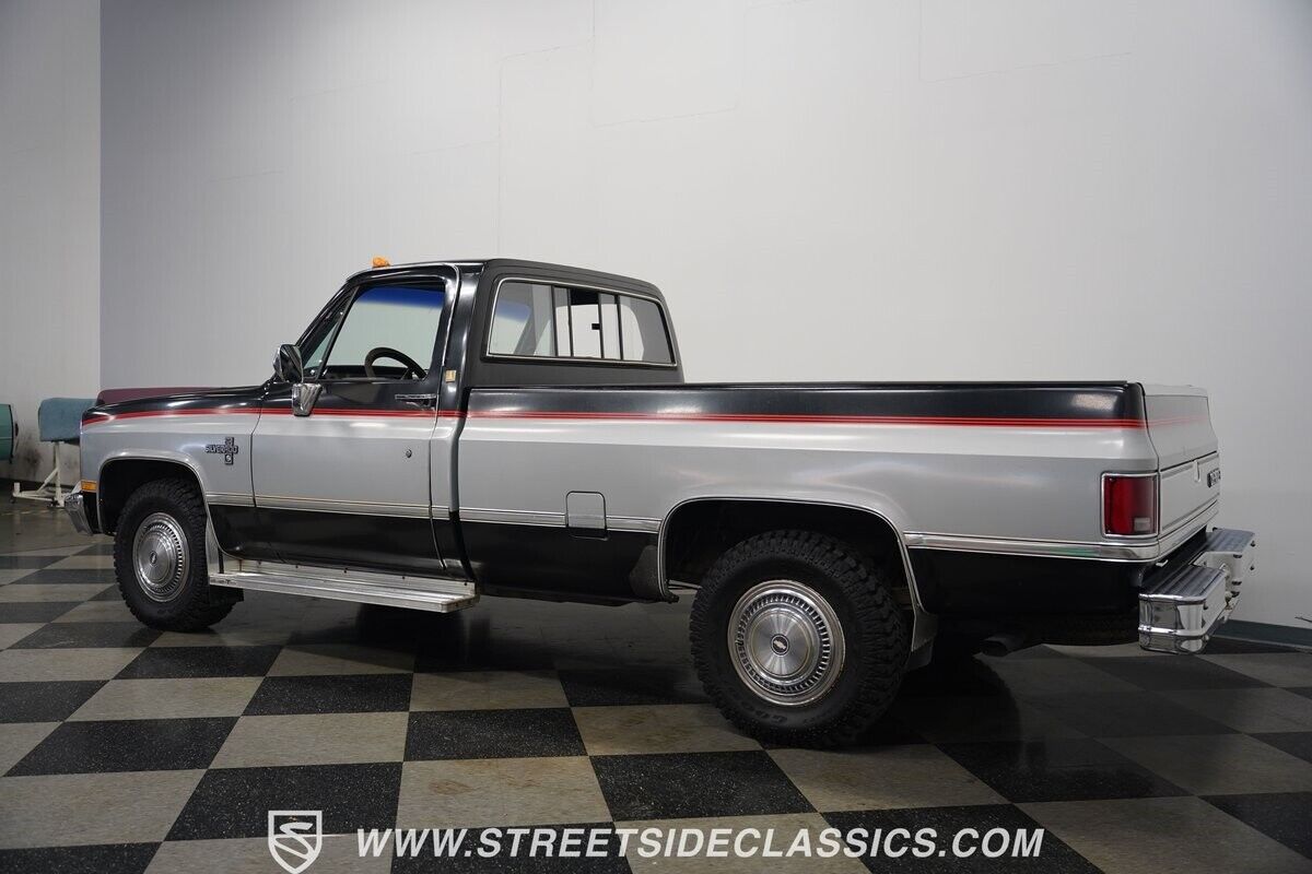 Chevrolet-Other-Pickups-Pickup-1984-10