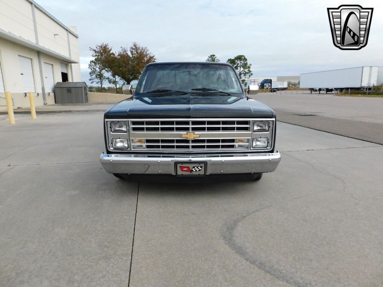 Chevrolet-Other-Pickups-Pickup-1985-Black-Gray-18511-2