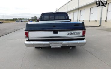 Chevrolet-Other-Pickups-Pickup-1985-Black-Gray-18511-4