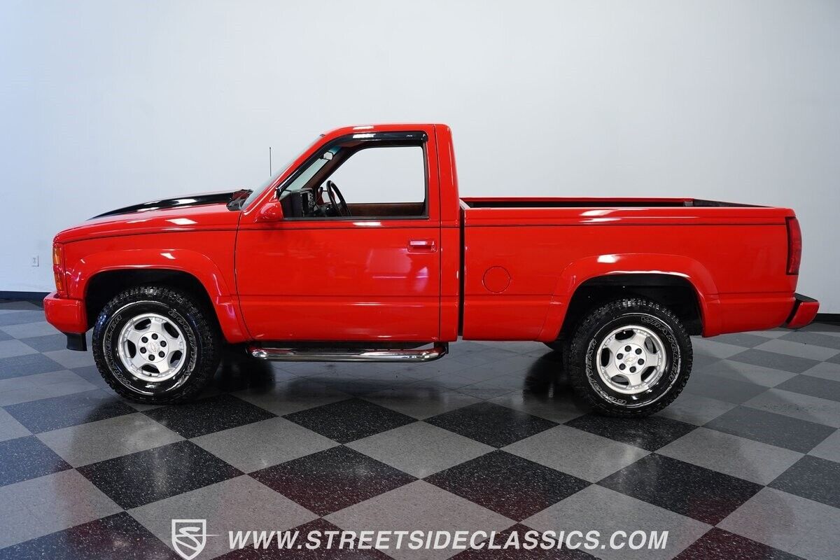 Chevrolet-Other-Pickups-Pickup-1990-2