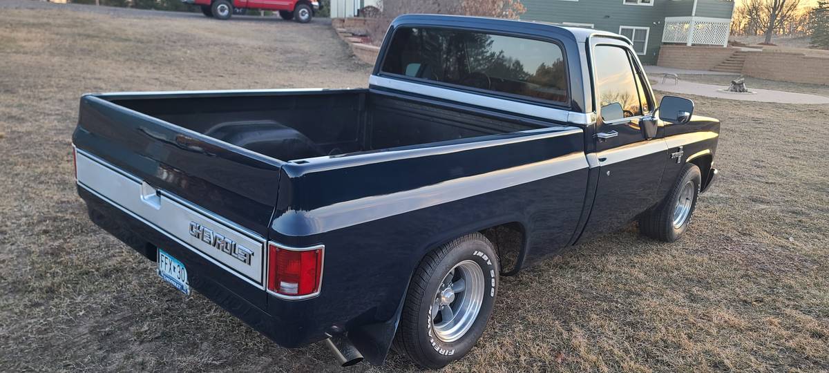 Chevrolet-Pickup-c10-shortbox-1985-blue-105412-4