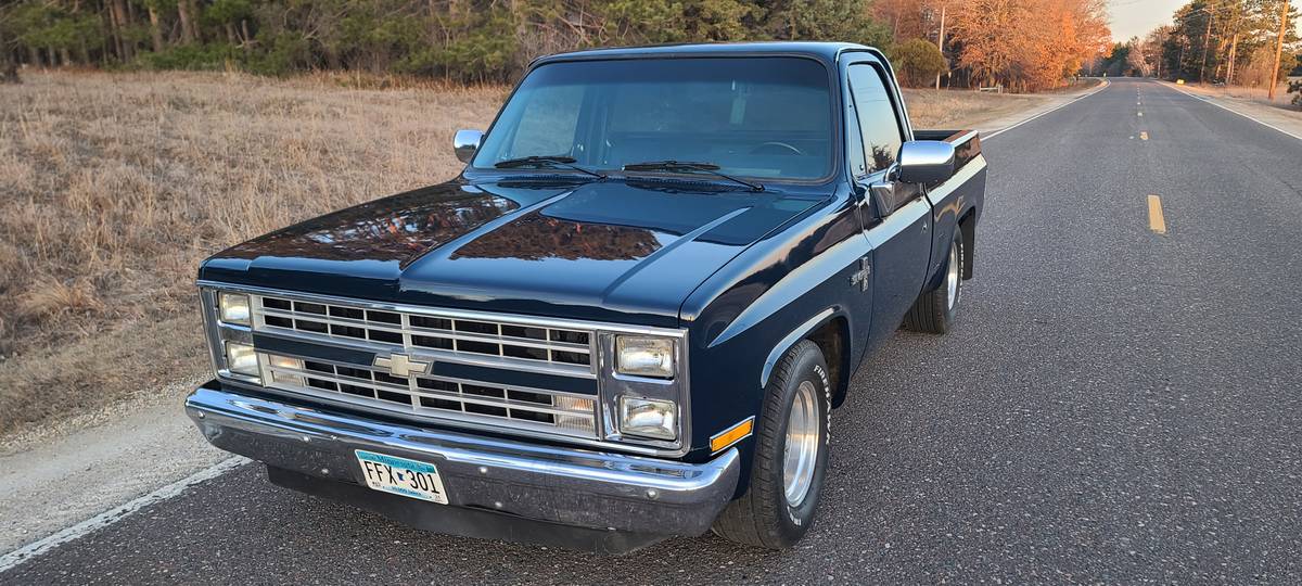 Chevrolet-Pickup-c10-shortbox-1985-blue-105412-5