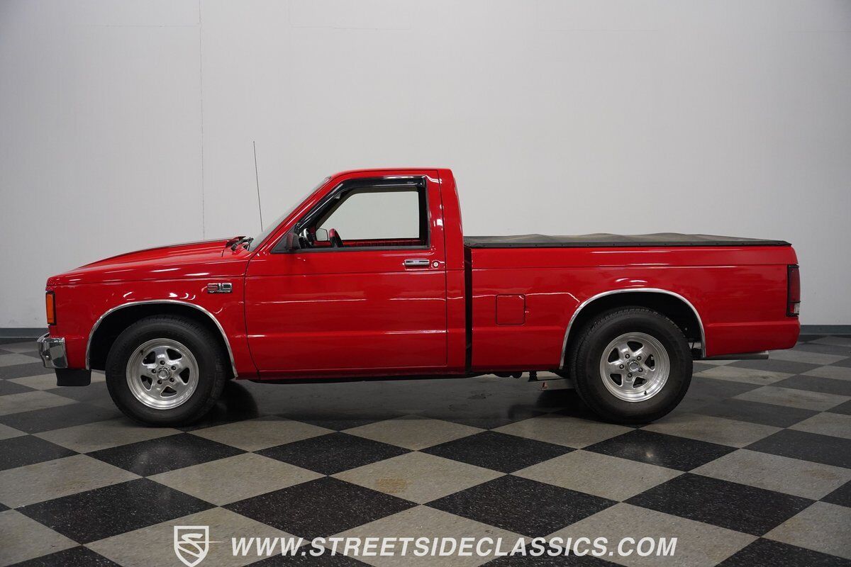 Chevrolet-S-10-Pickup-1986-9