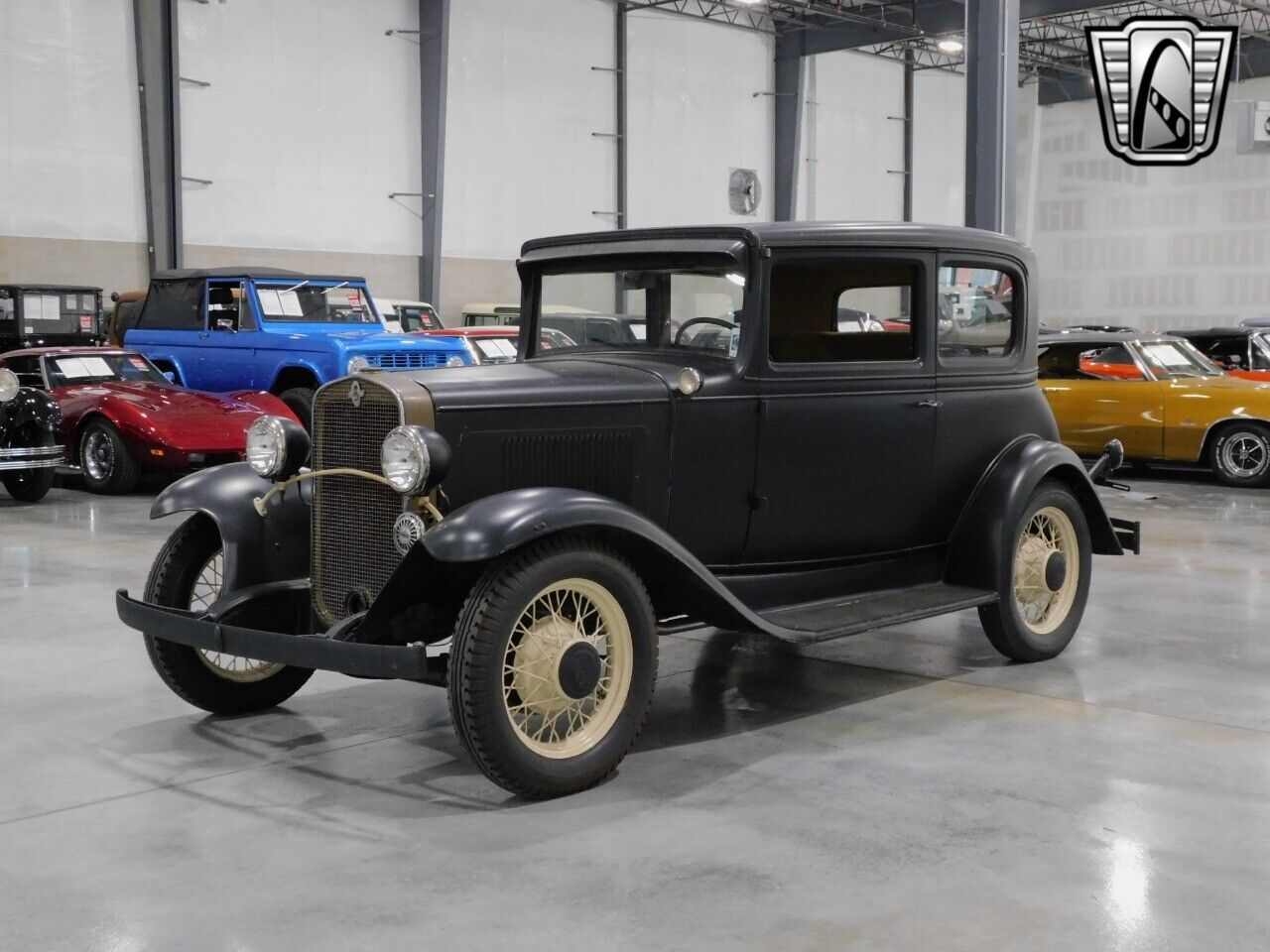 Chevrolet-Sedan-Berline-1931-Black-Tan-36038-2