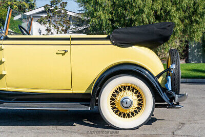 Chevrolet-Series-BA-Confederate-Cabriolet-1932-4