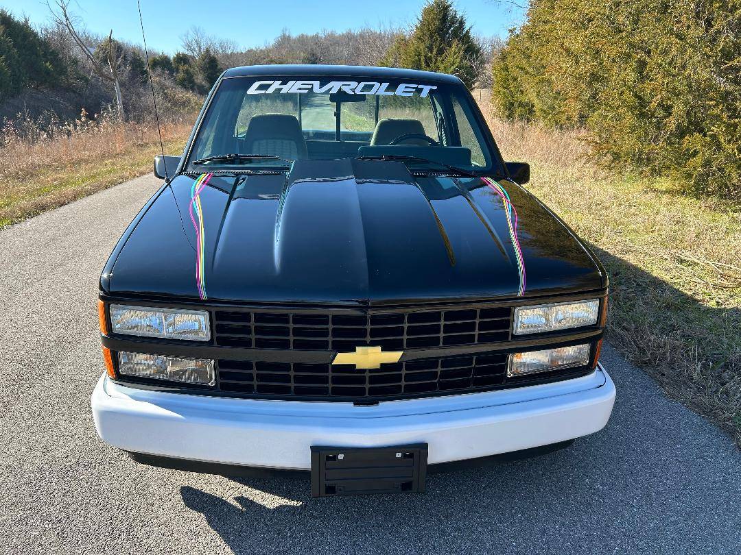 Chevrolet-Silverado-1500-1990-2