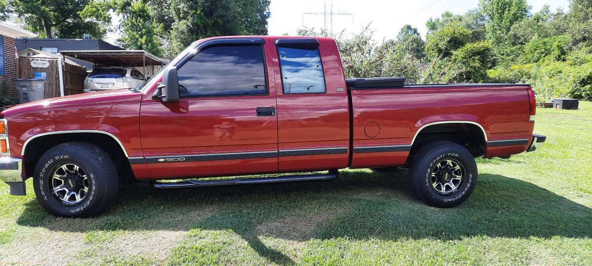 Chevrolet-Silverado-1500-1993-red-425989-8