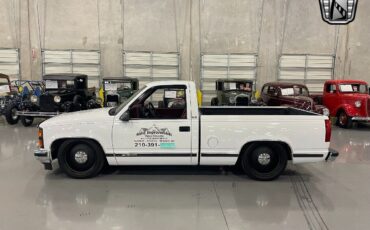 Chevrolet-Silverado-1500-Pickup-1992-3