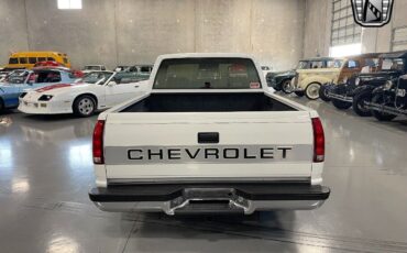 Chevrolet-Silverado-1500-Pickup-1992-4