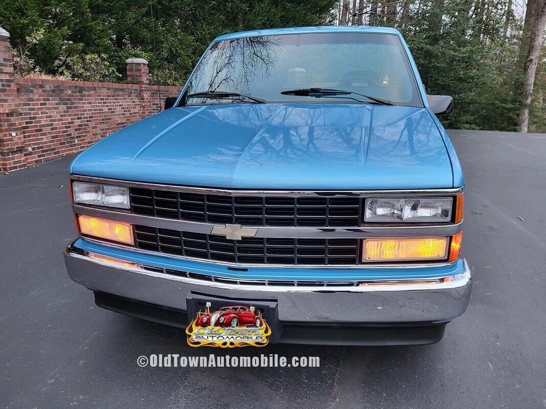 Chevrolet-Silverado-1500-Pickup-1993-5